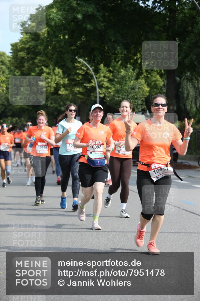 15.06.2025 - REWE Women's Run Jannik Wohlers http://msf.ph/oto/7951478 15.06.2025 09:50:55 Laufen 1045, 10288, 101, 0382, 10657 meine-sportfotos.de