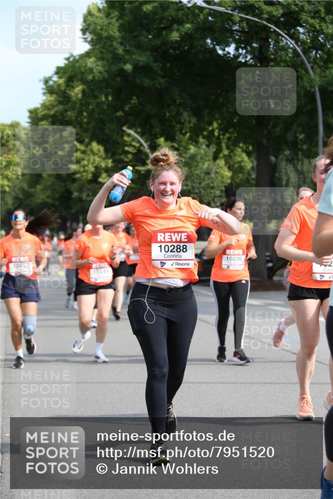 15.06.2025 - REWE Women's Run Jannik Wohlers http://msf.ph/oto/7951520 15.06.2025 09:50:58 Laufen 10457, 10349, 10288, 10236 meine-sportfotos.de