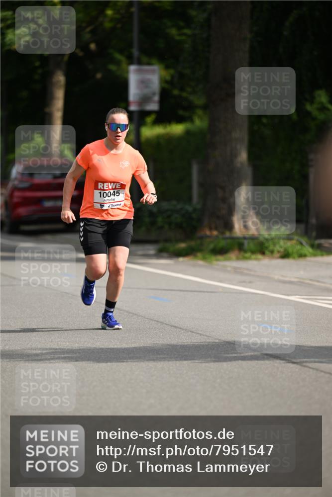 15.06.2025 - REWE Women's Run Dr. Thomas Lammeyer http://msf.ph/oto/7951547 15.06.2025 09:37:34 Laufen 10045 meine-sportfotos.de