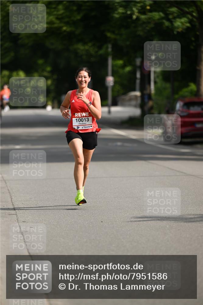 15.06.2025 - REWE Women's Run Dr. Thomas Lammeyer http://msf.ph/oto/7951586 15.06.2025 09:37:40 Laufen 10013 meine-sportfotos.de