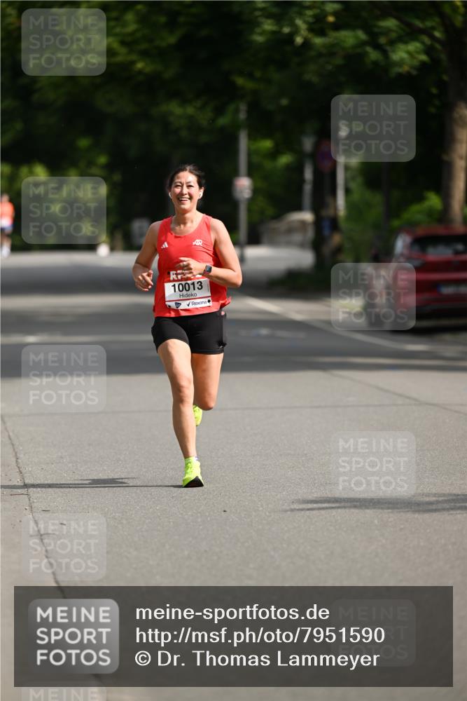 15.06.2025 - REWE Women's Run Dr. Thomas Lammeyer http://msf.ph/oto/7951590 15.06.2025 09:37:40 Laufen 10013 meine-sportfotos.de