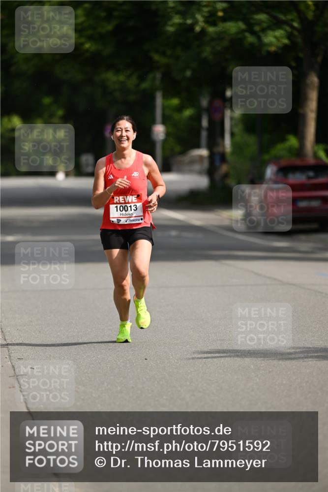 15.06.2025 - REWE Women's Run Dr. Thomas Lammeyer http://msf.ph/oto/7951592 15.06.2025 09:37:40 Laufen 10013 meine-sportfotos.de