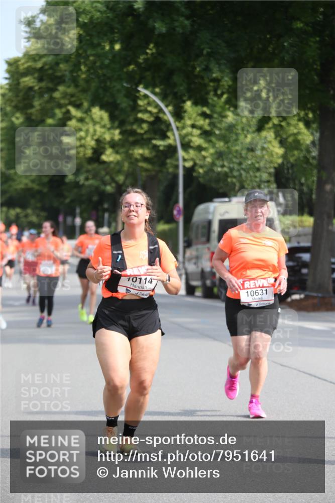 15.06.2025 - REWE Women's Run Jannik Wohlers http://msf.ph/oto/7951641 15.06.2025 09:51:09 Laufen 10114, 10631 meine-sportfotos.de