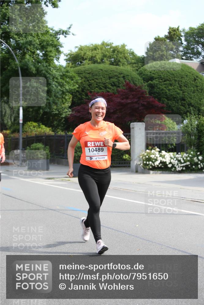 15.06.2025 - REWE Women's Run Jannik Wohlers http://msf.ph/oto/7951650 15.06.2025 09:51:10 Laufen 10489 meine-sportfotos.de