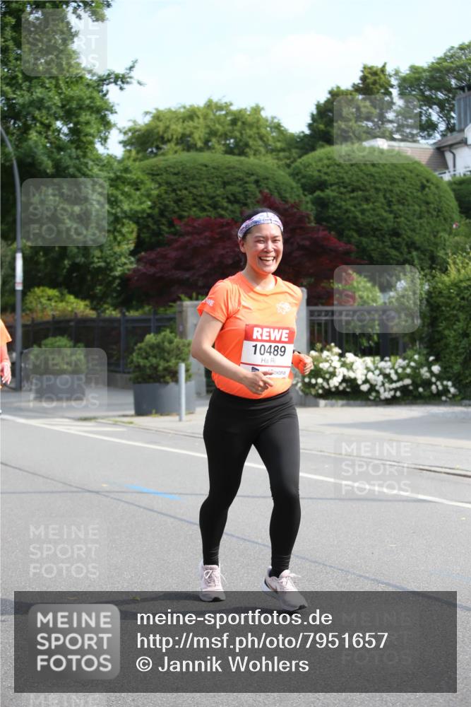 15.06.2025 - REWE Women's Run Jannik Wohlers http://msf.ph/oto/7951657 15.06.2025 09:51:11 Laufen 10489 meine-sportfotos.de