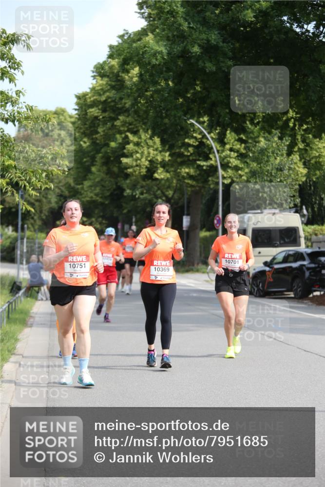 15.06.2025 - REWE Women's Run Jannik Wohlers http://msf.ph/oto/7951685 15.06.2025 09:51:15 Laufen 10701, 10751, 10409, 10369 meine-sportfotos.de