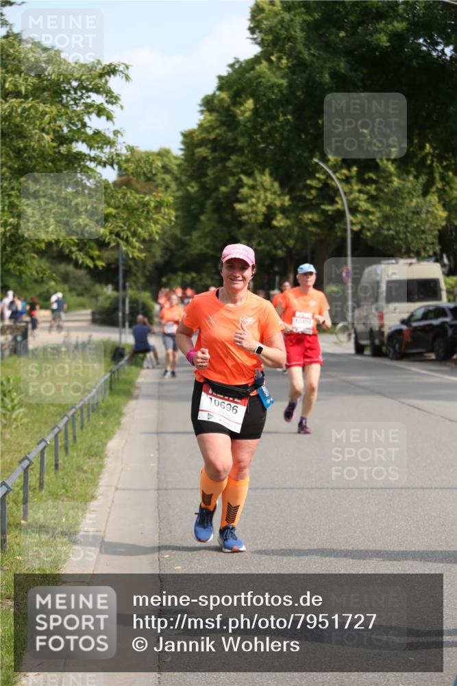15.06.2025 - REWE Women's Run Jannik Wohlers http://msf.ph/oto/7951727 15.06.2025 09:51:18 Laufen 10696, 10409 meine-sportfotos.de