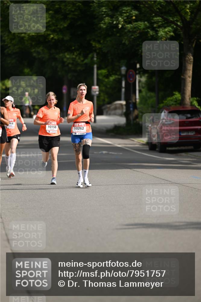 15.06.2025 - REWE Women's Run Dr. Thomas Lammeyer http://msf.ph/oto/7951757 15.06.2025 09:38:06 Laufen 10158, 10262 meine-sportfotos.de