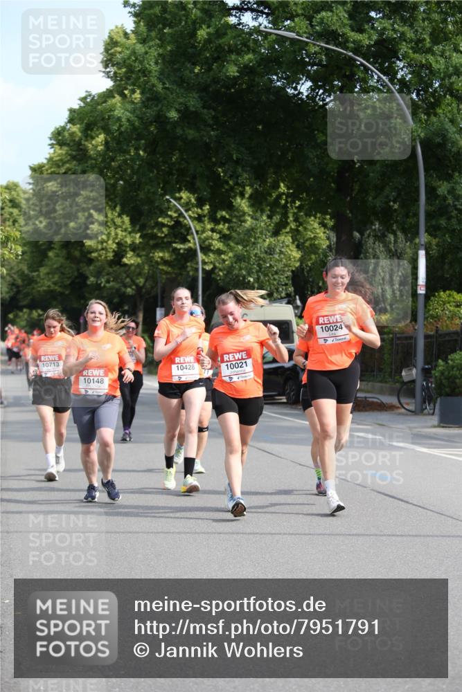 15.06.2025 - REWE Women's Run Jannik Wohlers http://msf.ph/oto/7951791 15.06.2025 09:51:26 Laufen 10713, 10428, 10021, 10148, 10024 meine-sportfotos.de