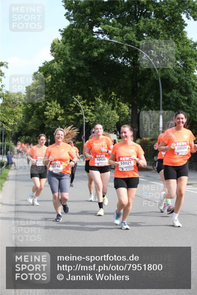 15.06.2025 - REWE Women's Run Jannik Wohlers http://msf.ph/oto/7951800 15.06.2025 09:51:27 Laufen 1071, 10148, 10428, 10021, 10024 meine-sportfotos.de