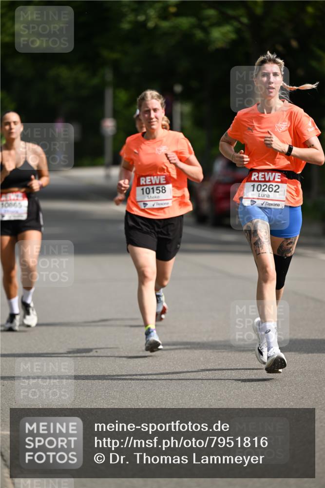 15.06.2025 - REWE Women's Run Dr. Thomas Lammeyer http://msf.ph/oto/7951816 15.06.2025 09:38:10 Laufen 10158, 10262, 10065 meine-sportfotos.de