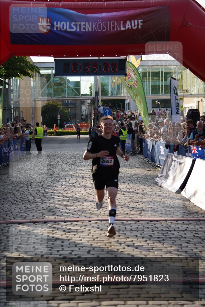 13.06.2025 - Holstenköstenlauf Felixshl http://msf.ph/oto/7951823 13.06.2025 19:38:59 Laufen 2682 meine-sportfotos.de