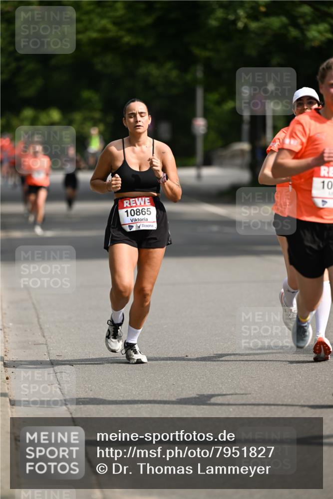 15.06.2025 - REWE Women's Run Dr. Thomas Lammeyer http://msf.ph/oto/7951827 15.06.2025 09:38:11 Laufen 10865, 10, 4 meine-sportfotos.de