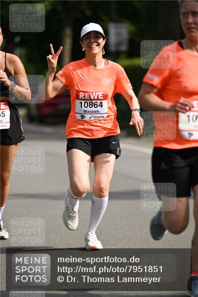 15.06.2025 - REWE Women's Run Dr. Thomas Lammeyer http://msf.ph/oto/7951851 15.06.2025 09:38:13 Laufen 5, 10864, 10 meine-sportfotos.de