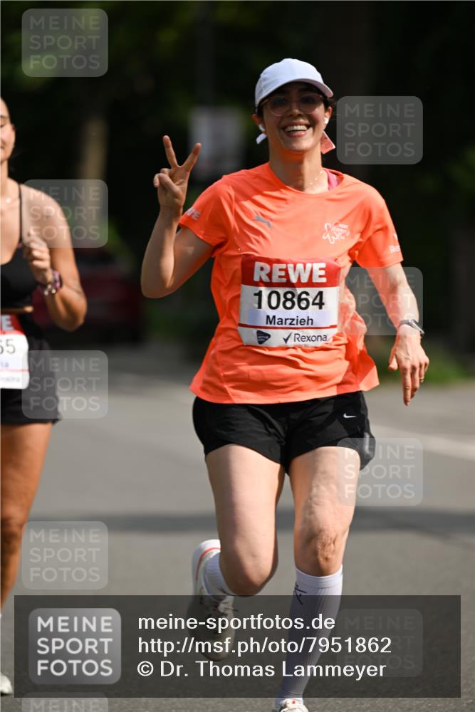 15.06.2025 - REWE Women's Run Dr. Thomas Lammeyer http://msf.ph/oto/7951862 15.06.2025 09:38:13 Laufen 5, 10864 meine-sportfotos.de