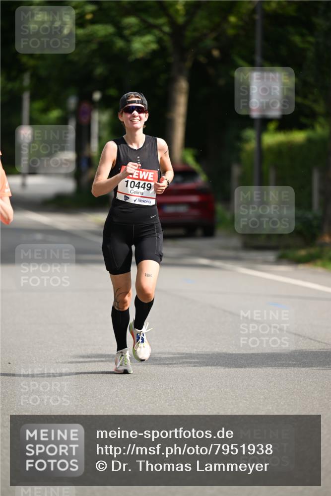 15.06.2025 - REWE Women's Run Dr. Thomas Lammeyer http://msf.ph/oto/7951938 15.06.2025 09:38:26 Laufen 10449, 1964 meine-sportfotos.de