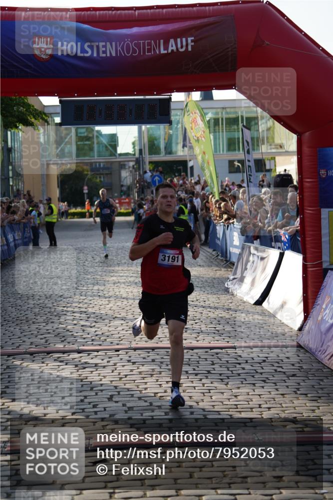 13.06.2025 - Holstenköstenlauf Felixshl http://msf.ph/oto/7952053 13.06.2025 19:39:17 Laufen 2274, 3191 meine-sportfotos.de