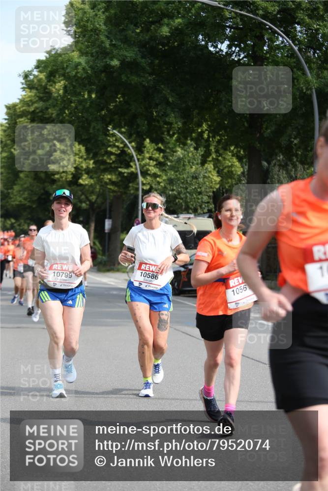 15.06.2025 - REWE Women's Run Jannik Wohlers http://msf.ph/oto/7952074 15.06.2025 09:51:57 Laufen 10799, 10586, 1056, 1 meine-sportfotos.de
