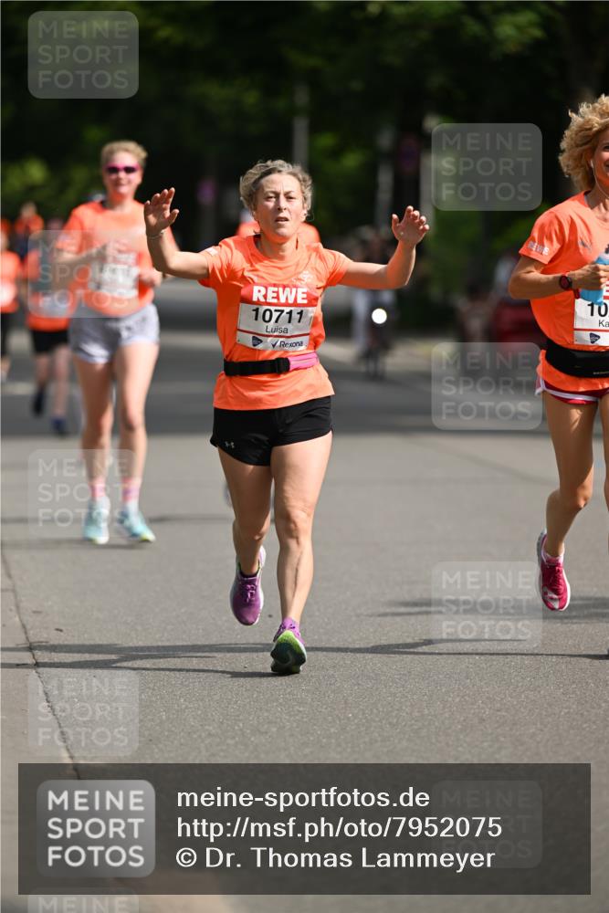 15.06.2025 - REWE Women's Run Dr. Thomas Lammeyer http://msf.ph/oto/7952075 15.06.2025 09:38:35 Laufen 10711, 10 meine-sportfotos.de