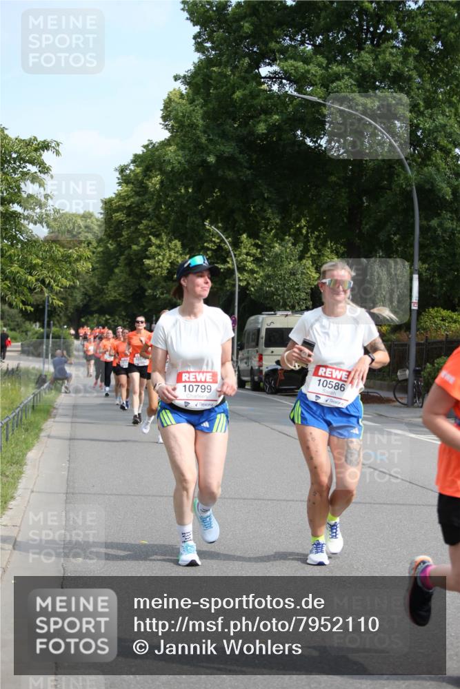 15.06.2025 - REWE Women's Run Jannik Wohlers http://msf.ph/oto/7952110 15.06.2025 09:51:59 Laufen 1051, 10799, 10586 meine-sportfotos.de