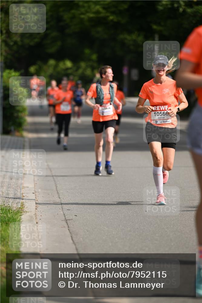 15.06.2025 - REWE Women's Run Dr. Thomas Lammeyer http://msf.ph/oto/7952115 15.06.2025 09:38:40 Laufen 10566 meine-sportfotos.de