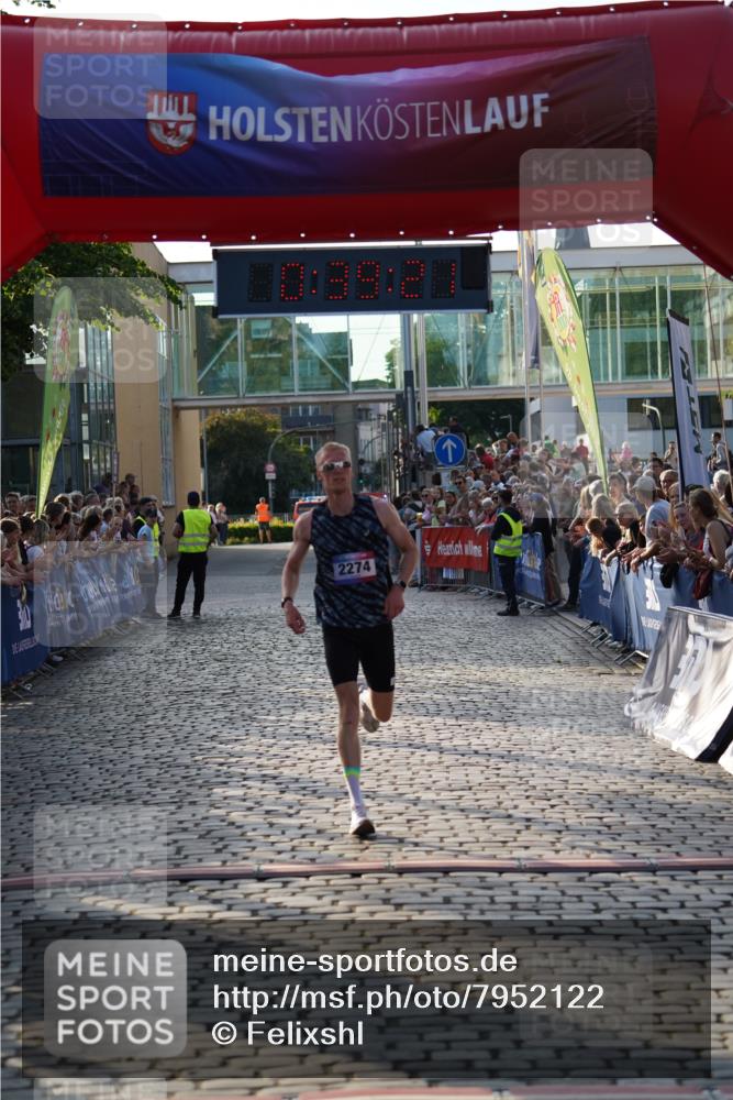 13.06.2025 - Holstenköstenlauf Felixshl http://msf.ph/oto/7952122 13.06.2025 19:39:20 Laufen 2274, 2403, 3191 meine-sportfotos.de