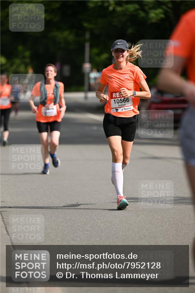 15.06.2025 - REWE Women's Run Dr. Thomas Lammeyer http://msf.ph/oto/7952128 15.06.2025 09:38:40 Laufen 10566 meine-sportfotos.de