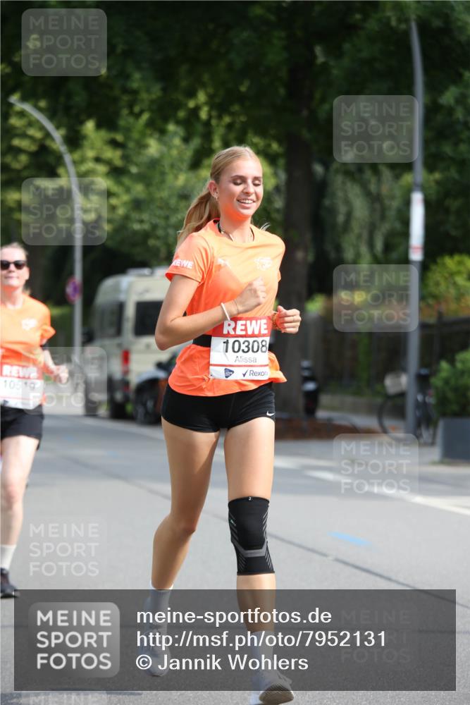 15.06.2025 - REWE Women's Run Jannik Wohlers http://msf.ph/oto/7952131 15.06.2025 09:52:03 Laufen 10519, 10308 meine-sportfotos.de