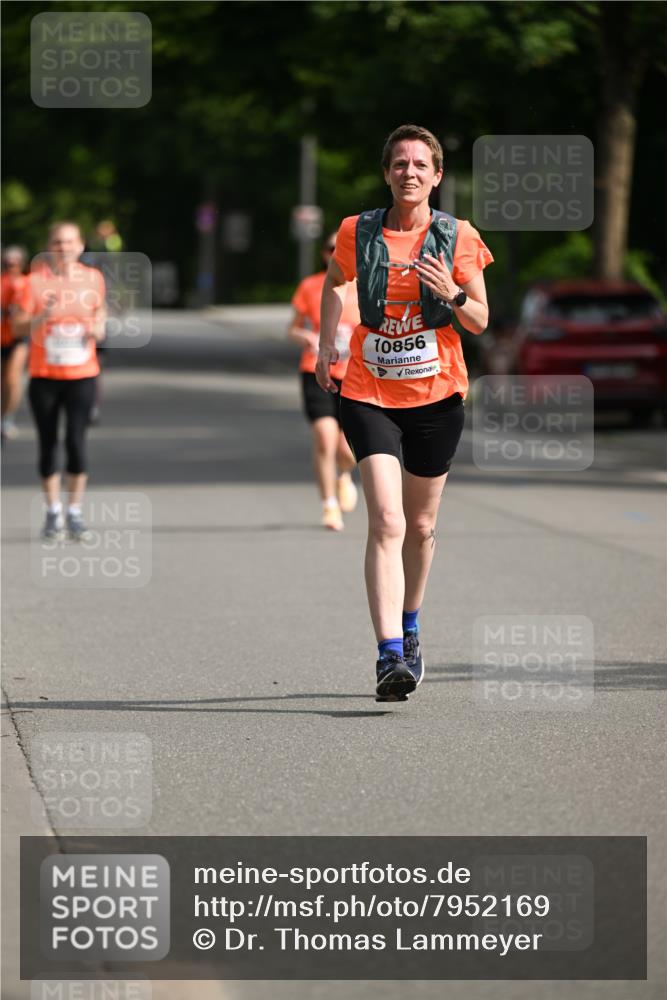 15.06.2025 - REWE Women's Run Dr. Thomas Lammeyer http://msf.ph/oto/7952169 15.06.2025 09:38:43 Laufen 10856 meine-sportfotos.de