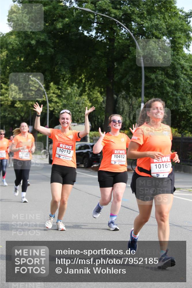 15.06.2025 - REWE Women's Run Jannik Wohlers http://msf.ph/oto/7952185 15.06.2025 09:52:07 Laufen 10190, 10112, 10412, 10161 meine-sportfotos.de