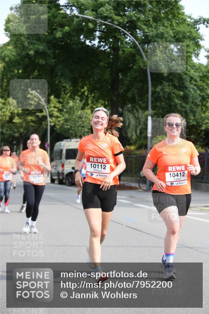 15.06.2025 - REWE Women's Run Jannik Wohlers http://msf.ph/oto/7952200 15.06.2025 09:52:08 Laufen 10190, 10112, 10412 meine-sportfotos.de