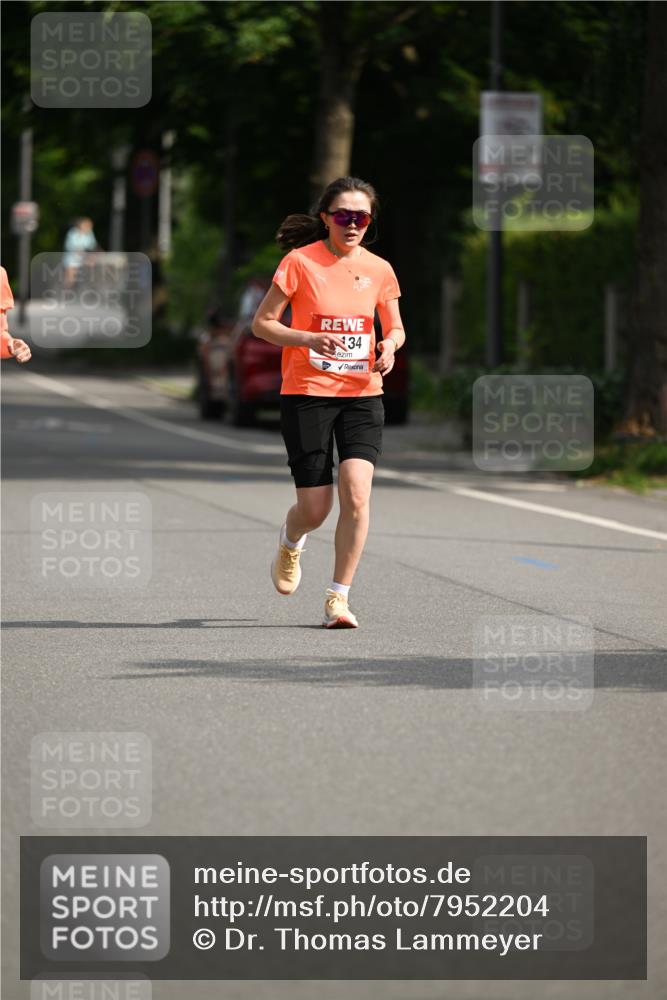 15.06.2025 - REWE Women's Run Dr. Thomas Lammeyer http://msf.ph/oto/7952204 15.06.2025 09:38:46 Laufen 34 meine-sportfotos.de