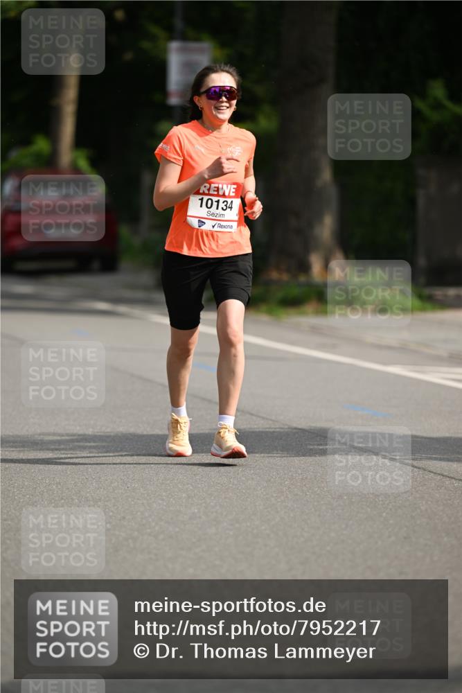 15.06.2025 - REWE Women's Run Dr. Thomas Lammeyer http://msf.ph/oto/7952217 15.06.2025 09:38:47 Laufen 10134 meine-sportfotos.de