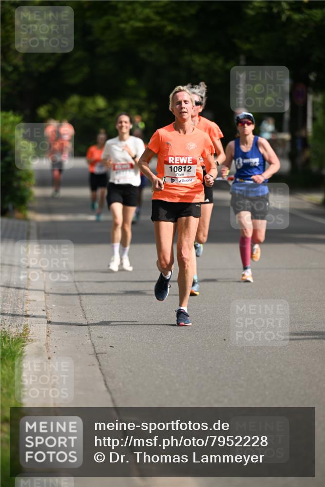 15.06.2025 - REWE Women's Run Dr. Thomas Lammeyer http://msf.ph/oto/7952228 15.06.2025 09:38:52 Laufen 10812 meine-sportfotos.de