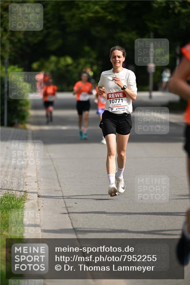 15.06.2025 - REWE Women's Run Dr. Thomas Lammeyer http://msf.ph/oto/7952255 15.06.2025 09:38:55 Laufen 10771 meine-sportfotos.de