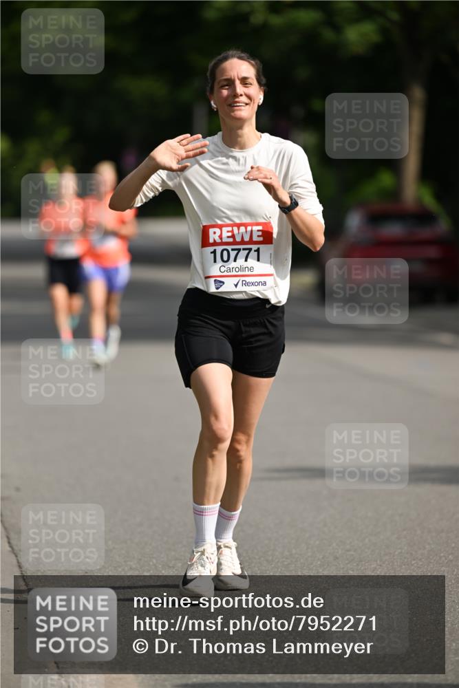 15.06.2025 - REWE Women's Run Dr. Thomas Lammeyer http://msf.ph/oto/7952271 15.06.2025 09:38:57 Laufen 10771 meine-sportfotos.de