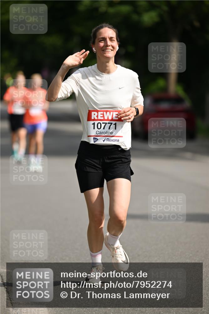 15.06.2025 - REWE Women's Run Dr. Thomas Lammeyer http://msf.ph/oto/7952274 15.06.2025 09:38:58 Laufen 10771 meine-sportfotos.de