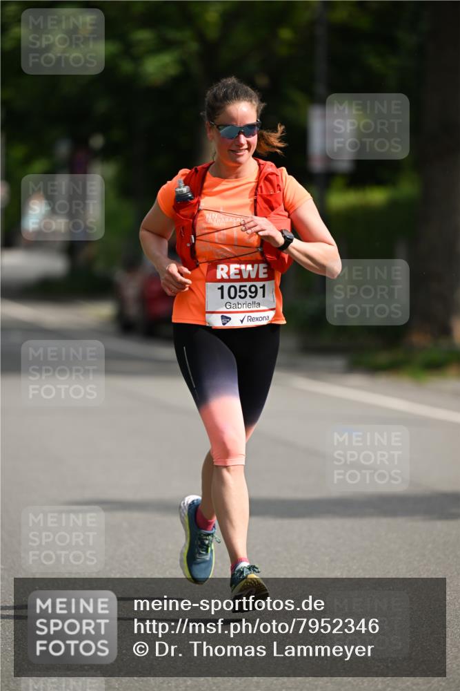 15.06.2025 - REWE Women's Run Dr. Thomas Lammeyer http://msf.ph/oto/7952346 15.06.2025 09:39:10 Laufen 10591 meine-sportfotos.de