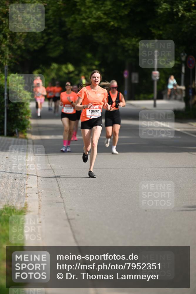 15.06.2025 - REWE Women's Run Dr. Thomas Lammeyer http://msf.ph/oto/7952351 15.06.2025 09:39:13 Laufen 10692 meine-sportfotos.de