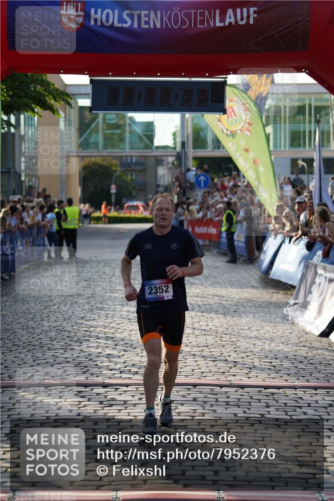 13.06.2025 - Holstenköstenlauf Felixshl http://msf.ph/oto/7952376 13.06.2025 19:39:52 Laufen 2352 meine-sportfotos.de