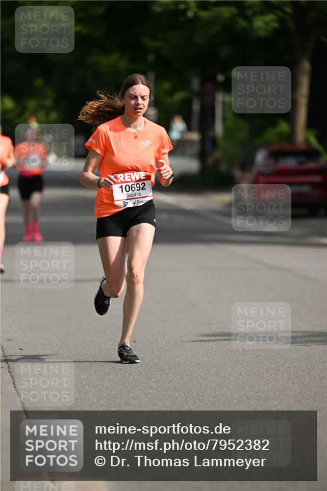 15.06.2025 - REWE Women's Run Dr. Thomas Lammeyer http://msf.ph/oto/7952382 15.06.2025 09:39:17 Laufen 10692 meine-sportfotos.de