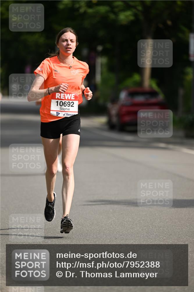 15.06.2025 - REWE Women's Run Dr. Thomas Lammeyer http://msf.ph/oto/7952388 15.06.2025 09:39:17 Laufen 10692 meine-sportfotos.de