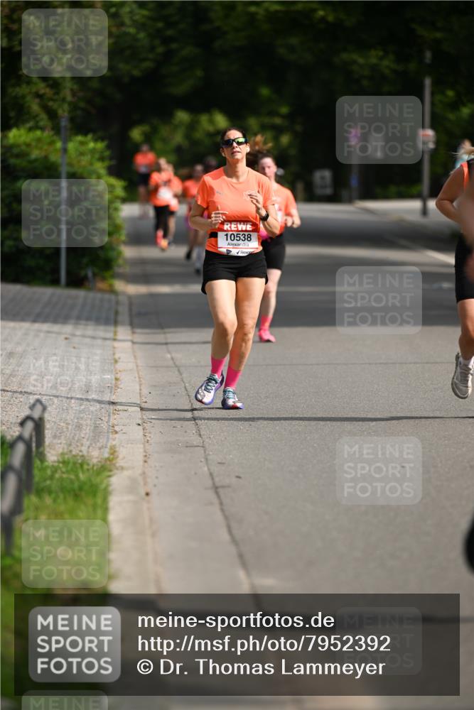 15.06.2025 - REWE Women's Run Dr. Thomas Lammeyer http://msf.ph/oto/7952392 15.06.2025 09:39:18 Laufen 10538 meine-sportfotos.de