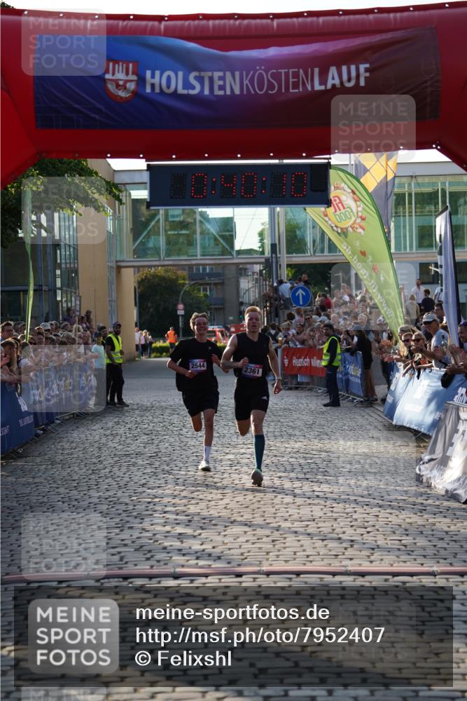 13.06.2025 - Holstenköstenlauf Felixshl http://msf.ph/oto/7952407 13.06.2025 19:40:09 Laufen 2361, 2544 meine-sportfotos.de
