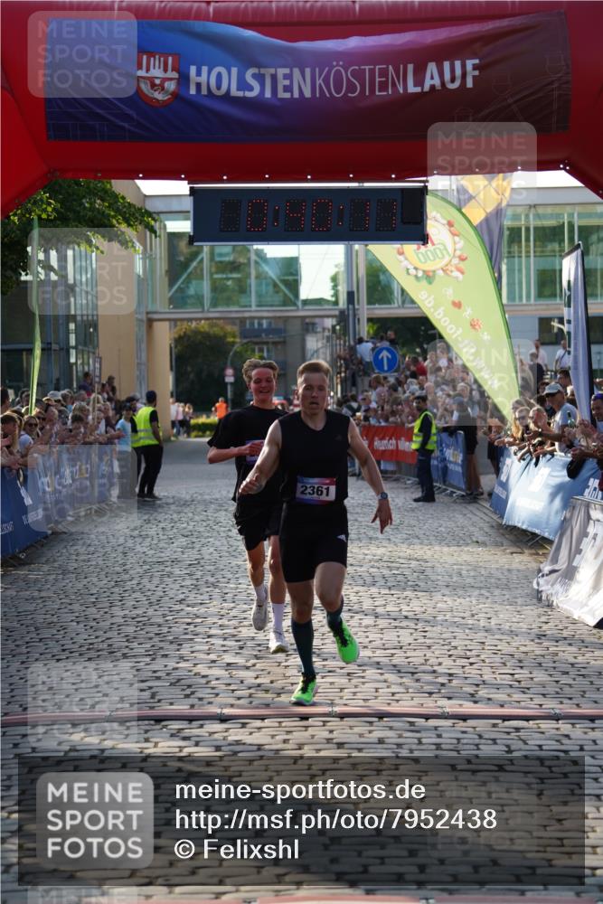 13.06.2025 - Holstenköstenlauf Felixshl http://msf.ph/oto/7952438 13.06.2025 19:40:10 Laufen 2361, 2544 meine-sportfotos.de