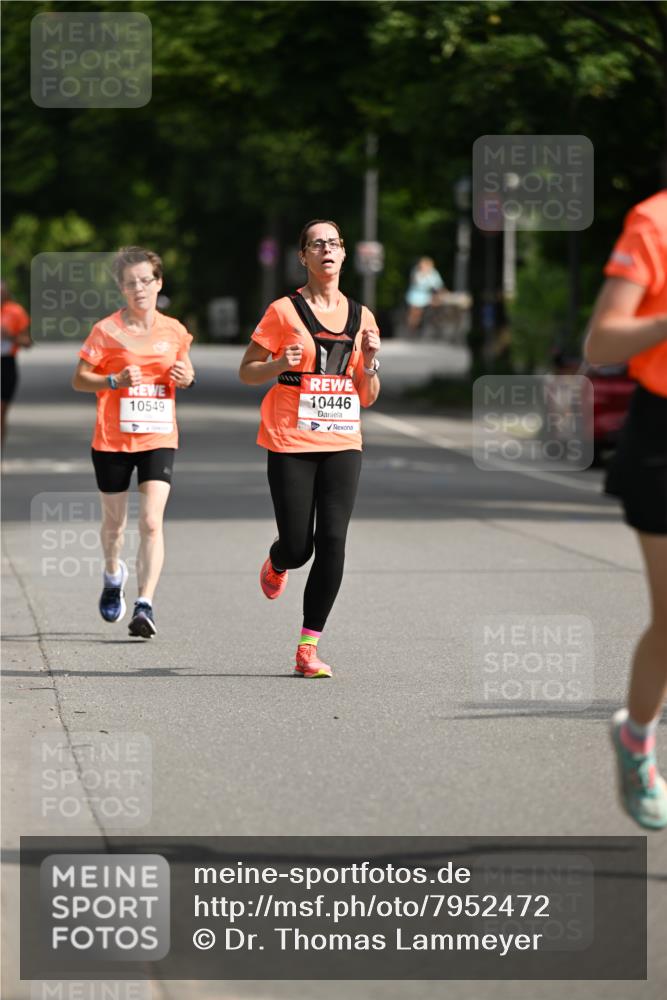15.06.2025 - REWE Women's Run Dr. Thomas Lammeyer http://msf.ph/oto/7952472 15.06.2025 09:39:34 Laufen 10549, 10446 meine-sportfotos.de