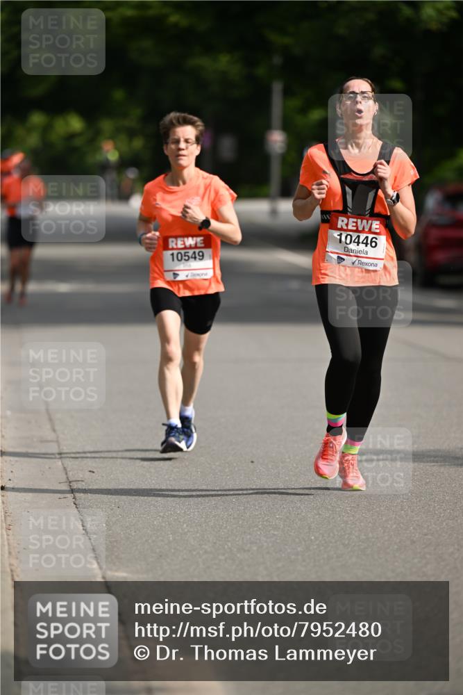 15.06.2025 - REWE Women's Run Dr. Thomas Lammeyer http://msf.ph/oto/7952480 15.06.2025 09:39:36 Laufen 10549, 10446 meine-sportfotos.de