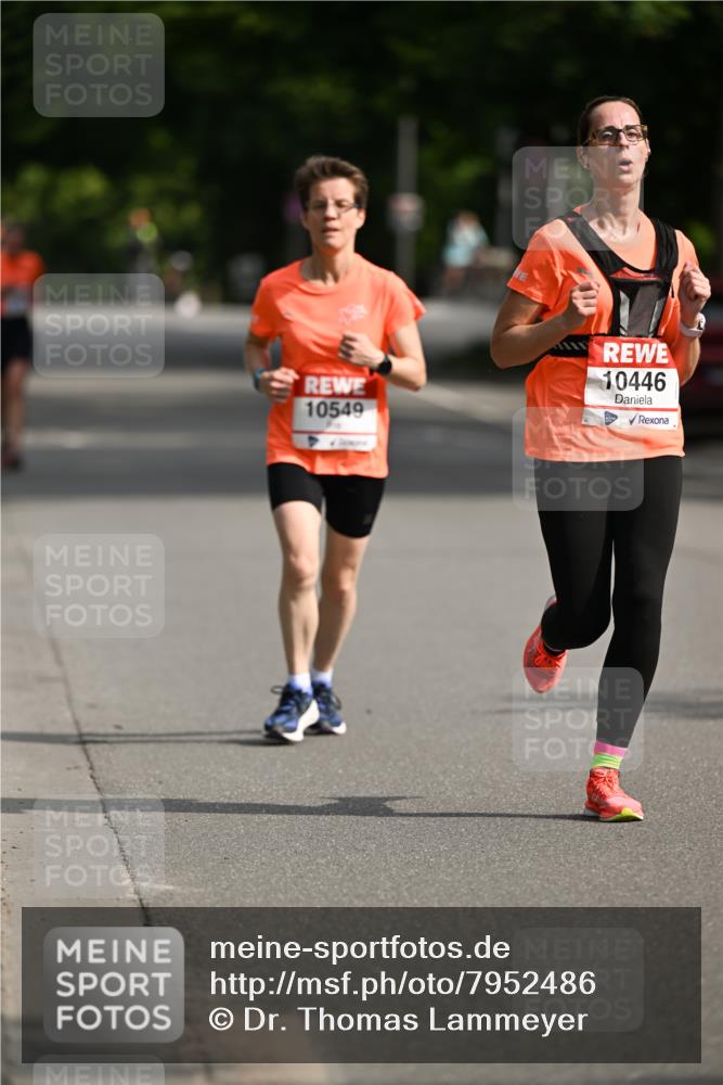 15.06.2025 - REWE Women's Run Dr. Thomas Lammeyer http://msf.ph/oto/7952486 15.06.2025 09:39:36 Laufen 10549, 10446 meine-sportfotos.de