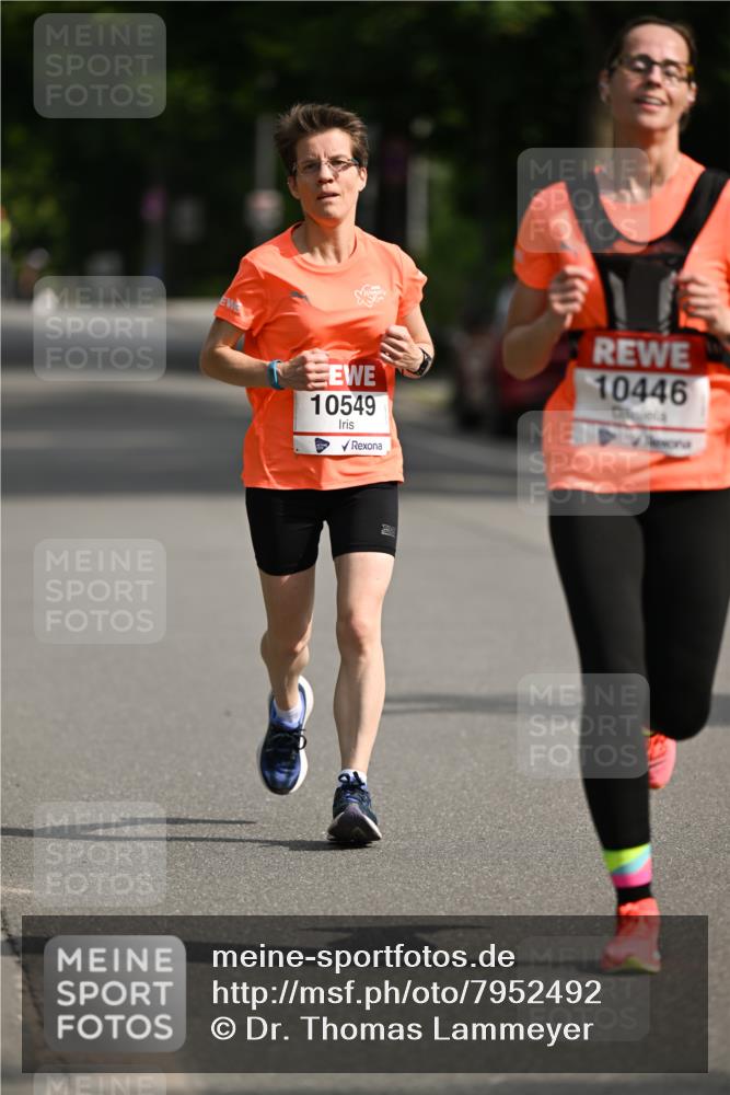 15.06.2025 - REWE Women's Run Dr. Thomas Lammeyer http://msf.ph/oto/7952492 15.06.2025 09:39:37 Laufen 10549, 10446 meine-sportfotos.de