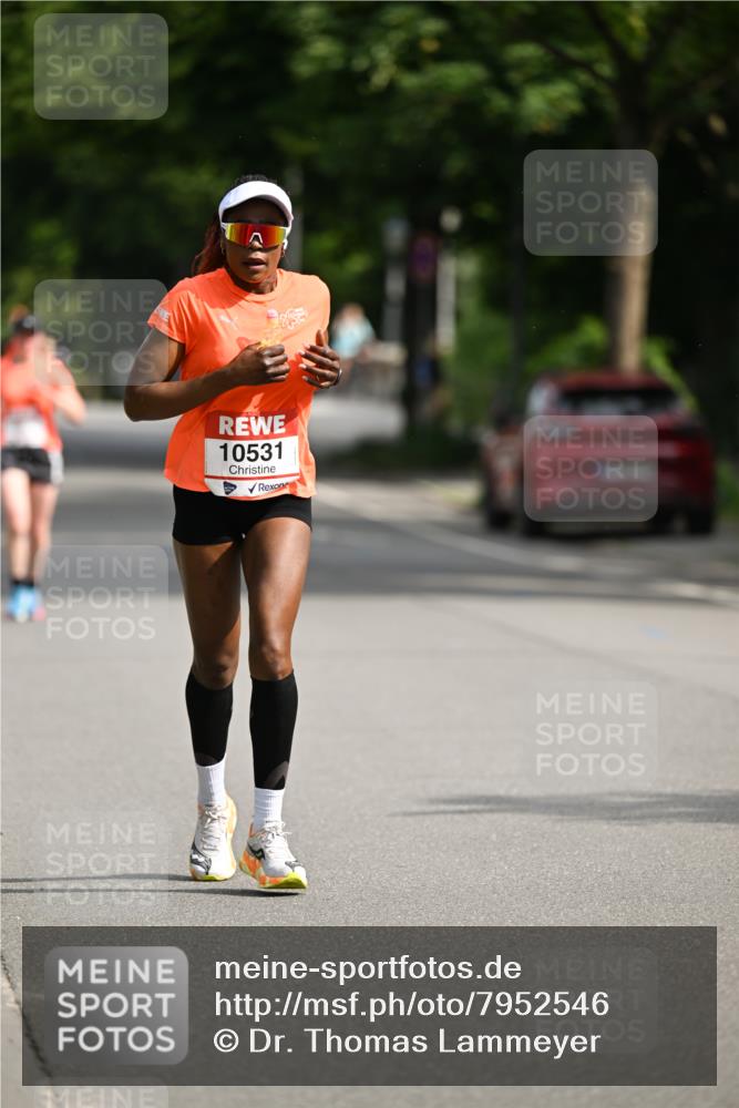 15.06.2025 - REWE Women's Run Dr. Thomas Lammeyer http://msf.ph/oto/7952546 15.06.2025 09:40:01 Laufen 10531 meine-sportfotos.de